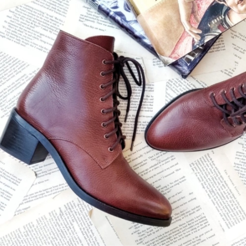 Jeffrey Campbell Gamine Lace Up Boots 8